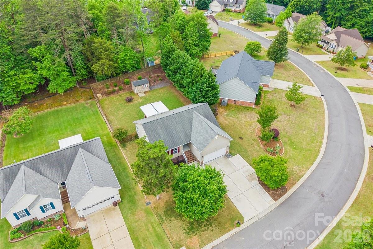 Avery Lake - Residential