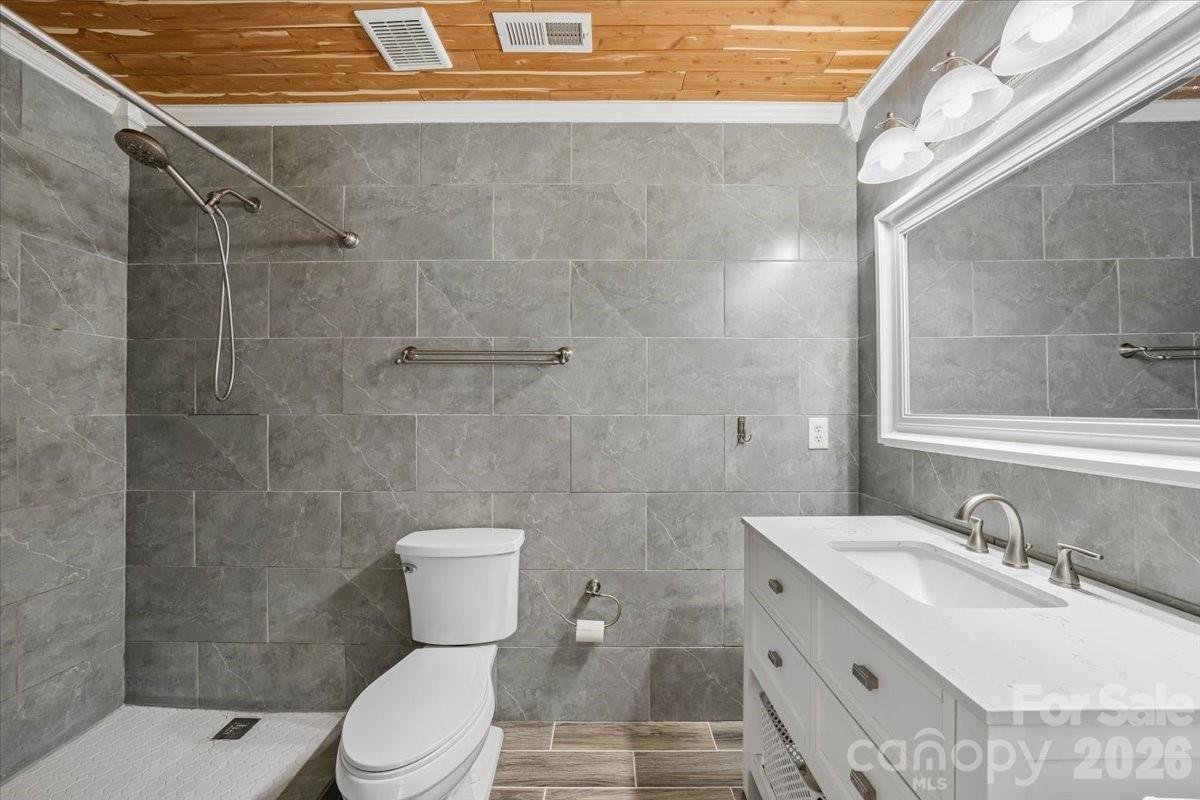 Avery Lake - Residential