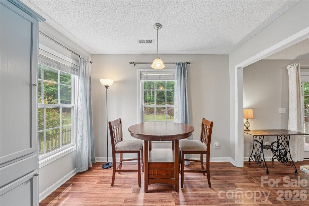 Avery Lake - Residential