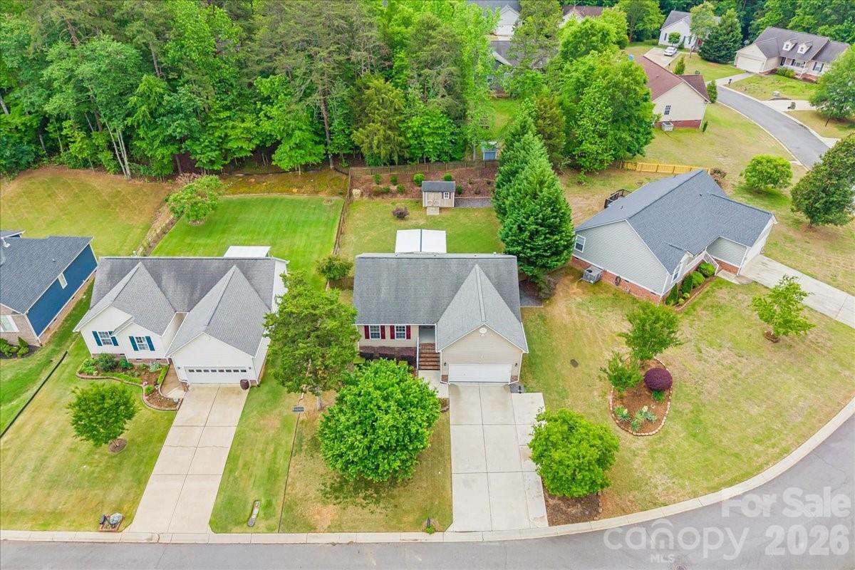 Avery Lake - Residential