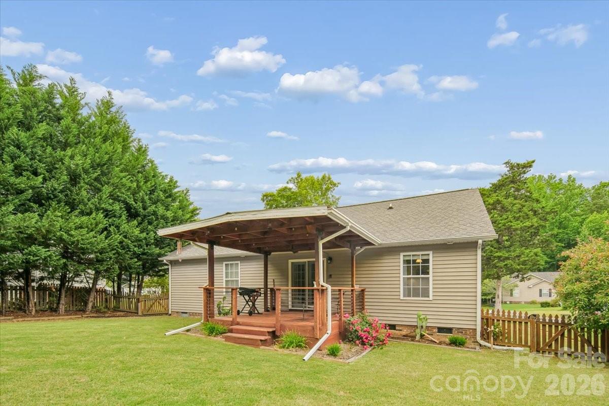 Avery Lake - Residential