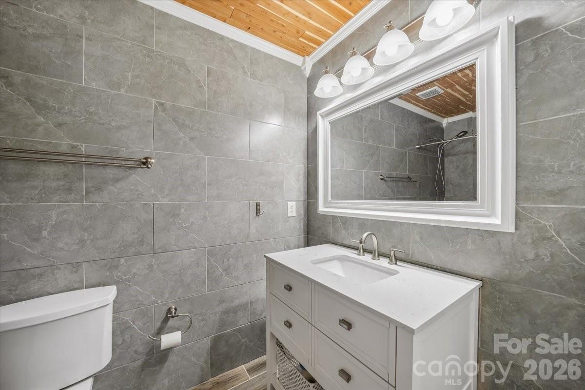 Avery Lake - Residential