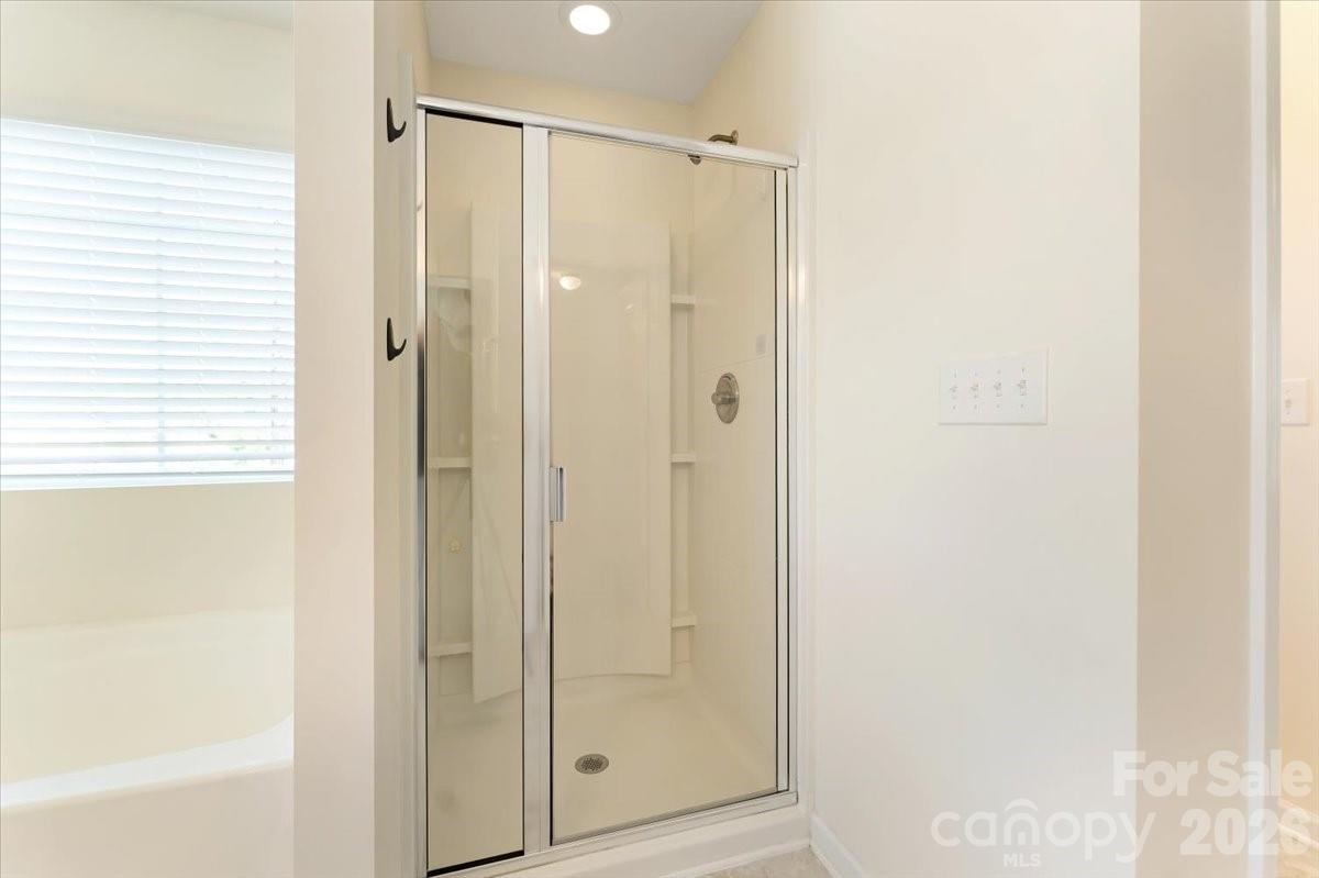 Oakview Commons - Residential