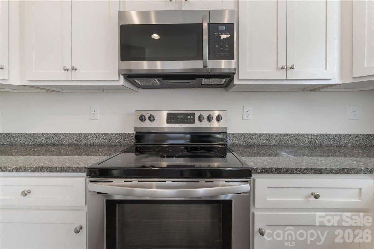 Oakview Commons - Residential