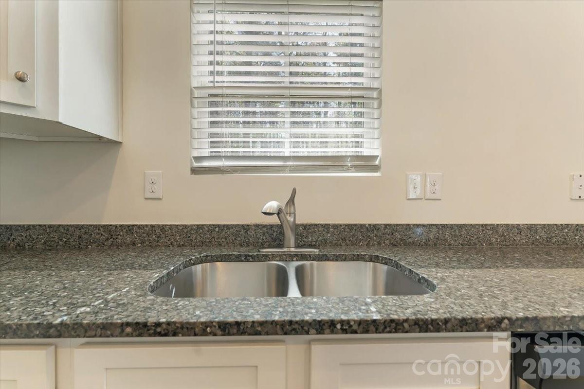 Oakview Commons - Residential