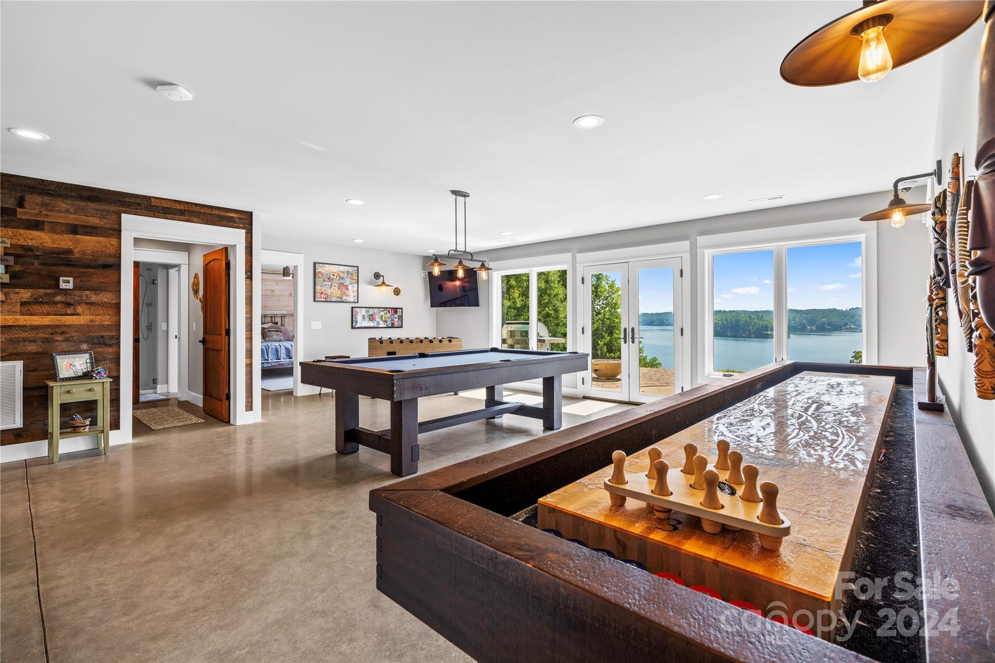 Bear Cliff - Residential