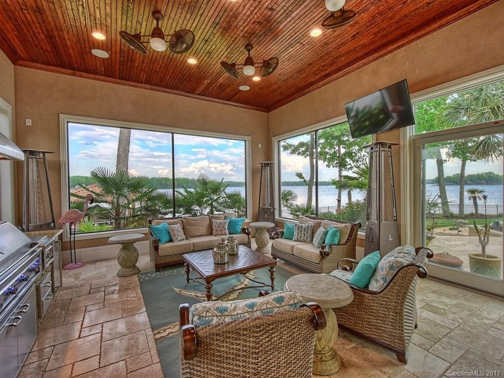 Pinnacle Shores - Residential