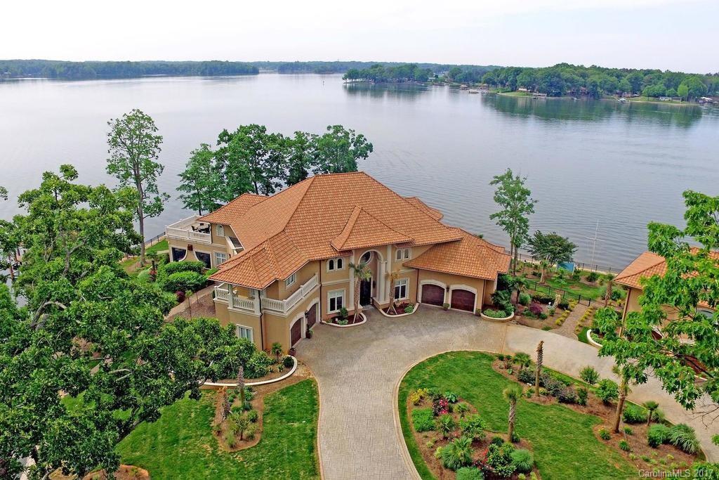 Pinnacle Shores - Residential