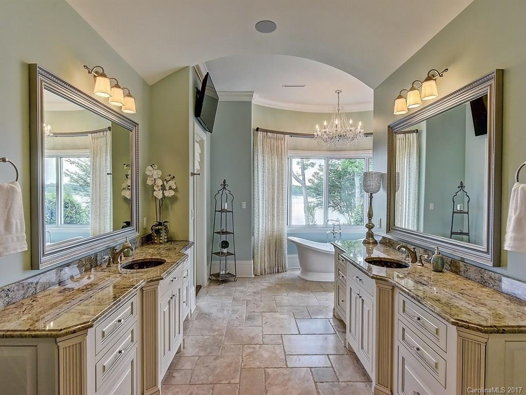 Pinnacle Shores - Residential