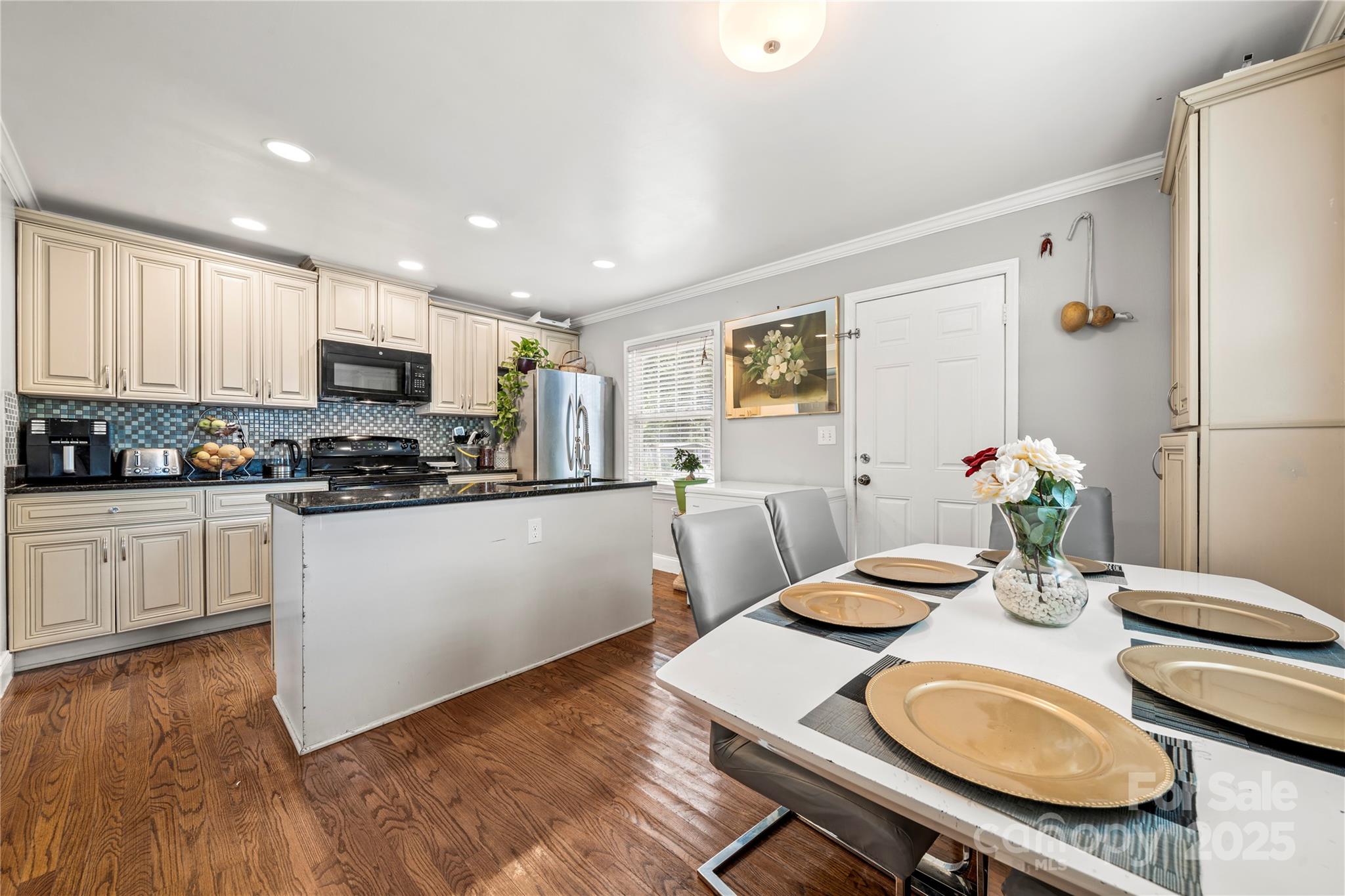 Rollingwood - Residential