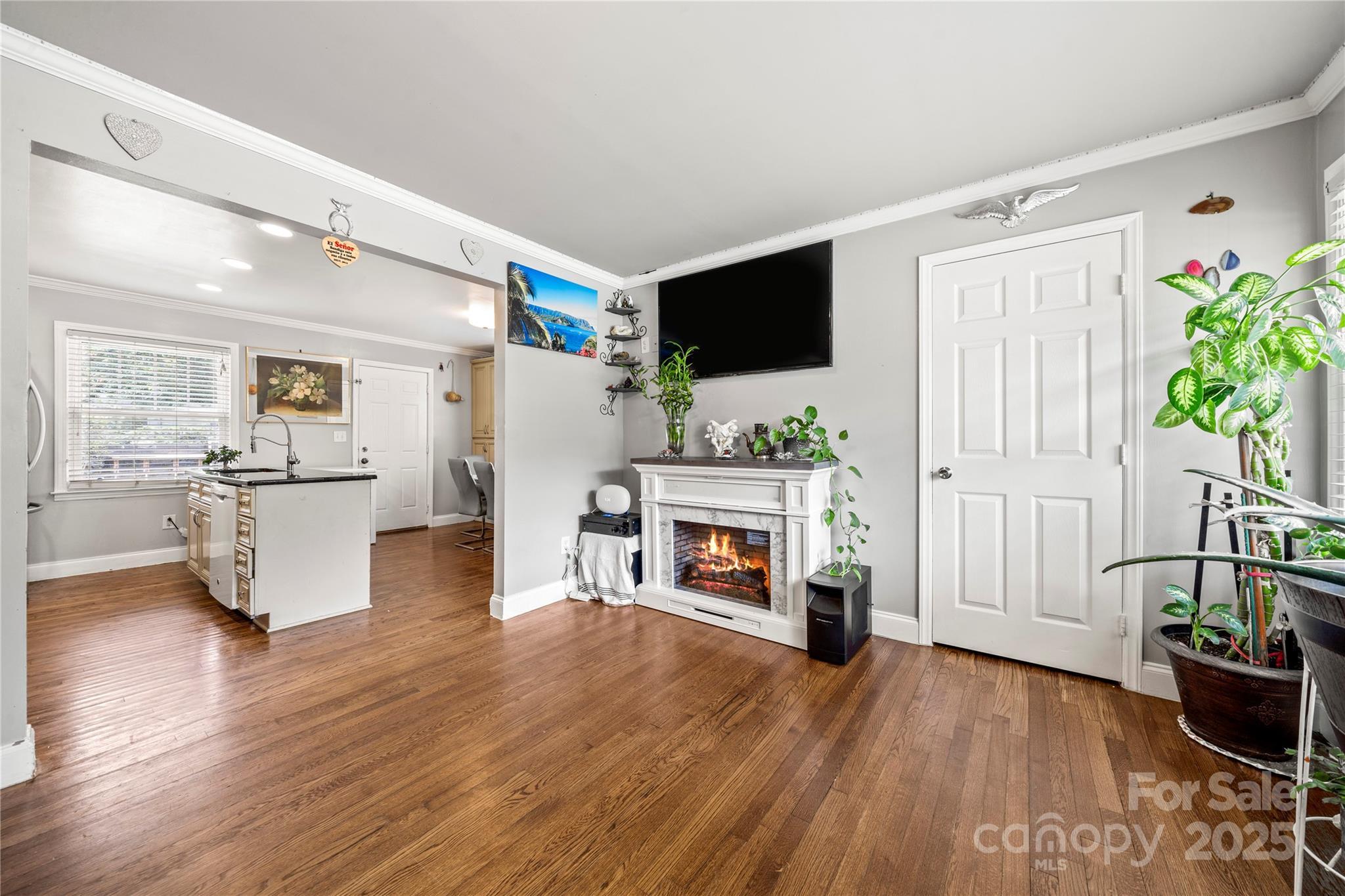 Rollingwood - Residential