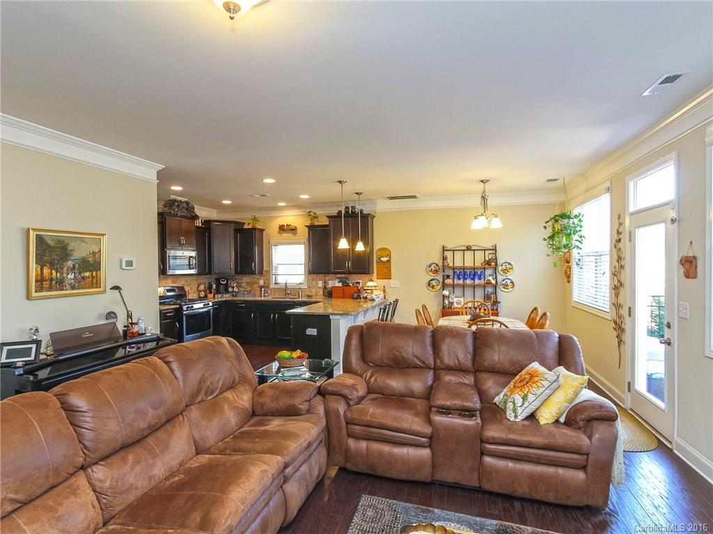 Lakebridge - Residential