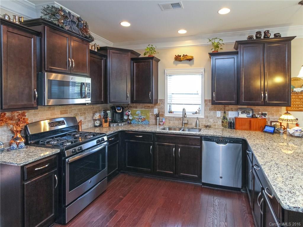 Lakebridge - Residential