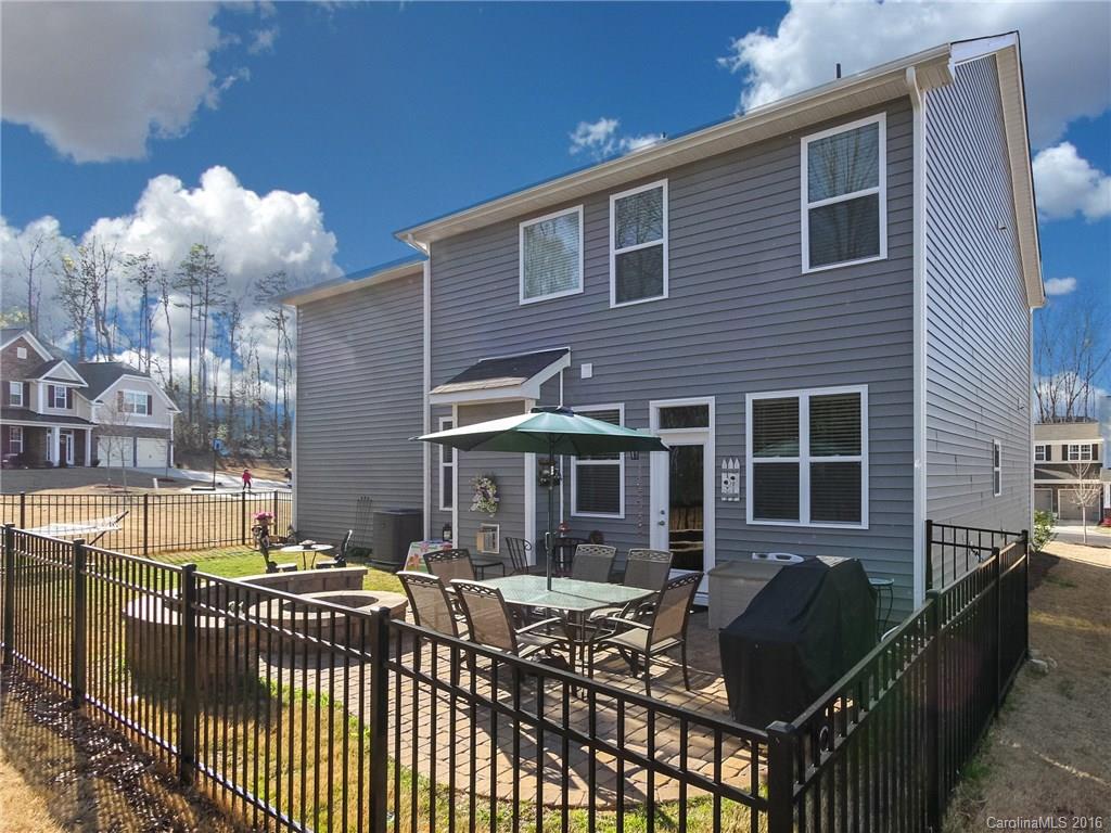 Lakebridge - Residential