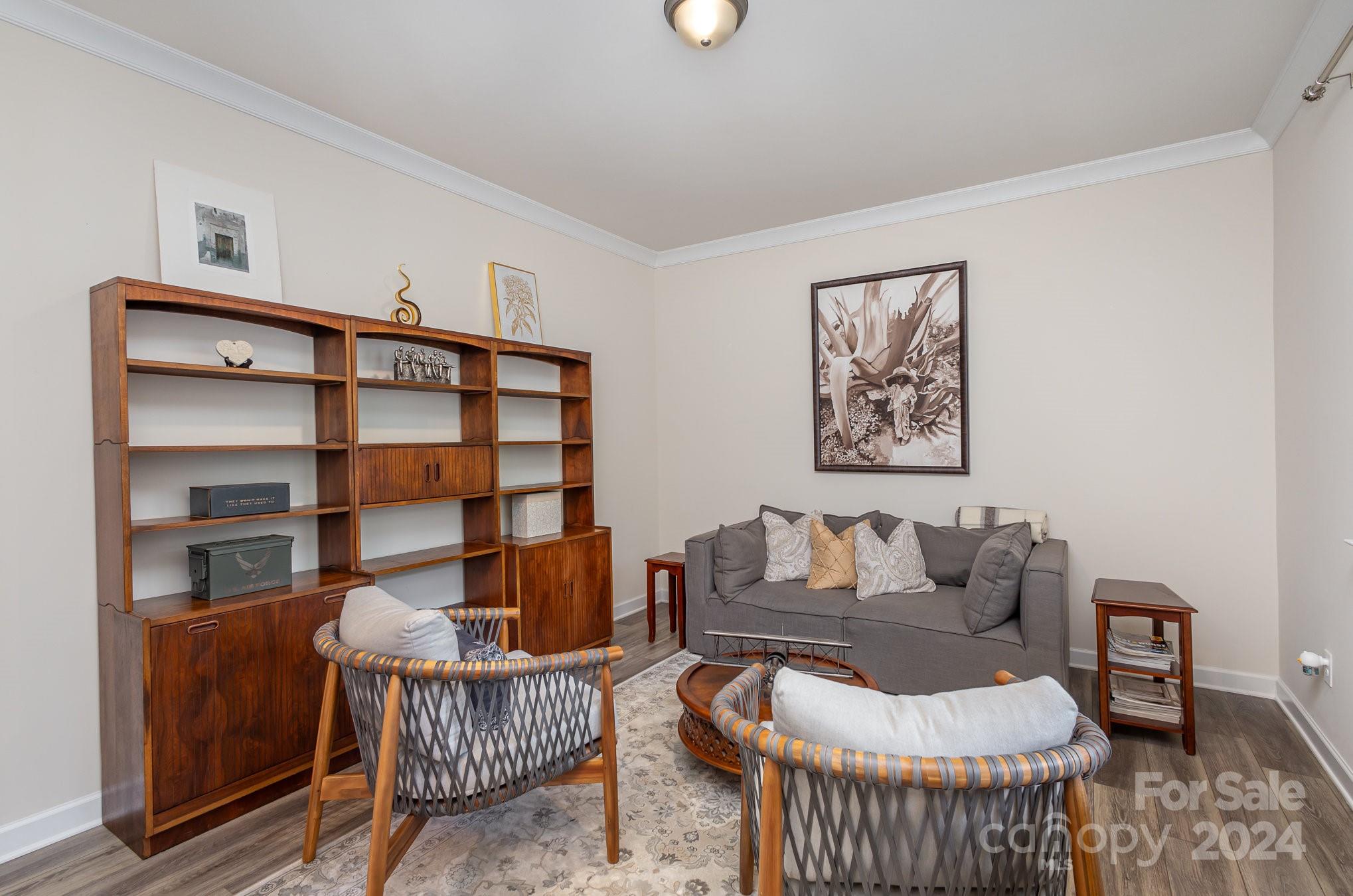 Lake Crest - Residential