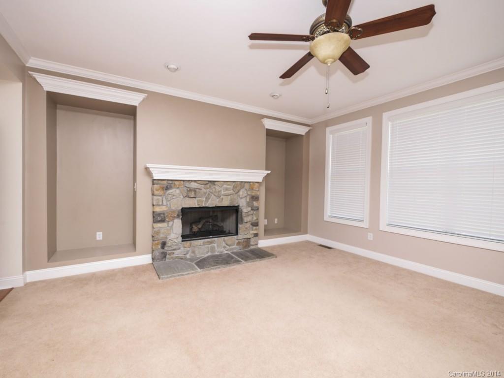 Hollister - Residential Lease