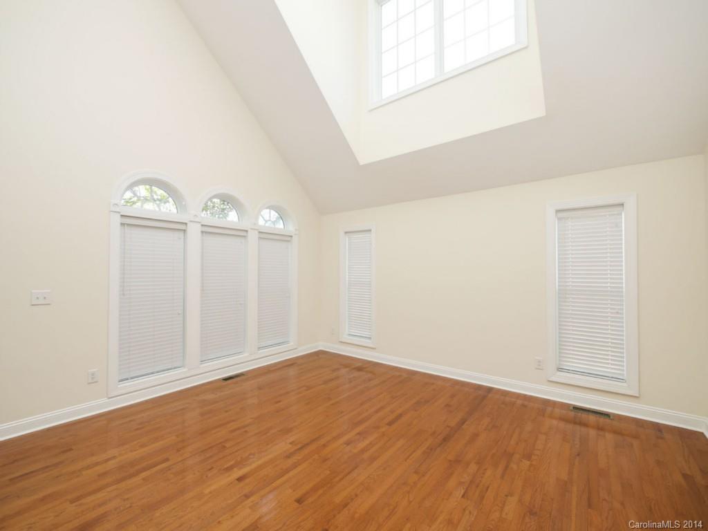 Hollister - Residential Lease