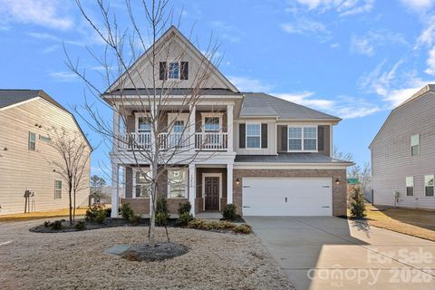 Photo of 17519 Snug Harbor Road, Charlotte, NC 28278 (MLS # 4344253)