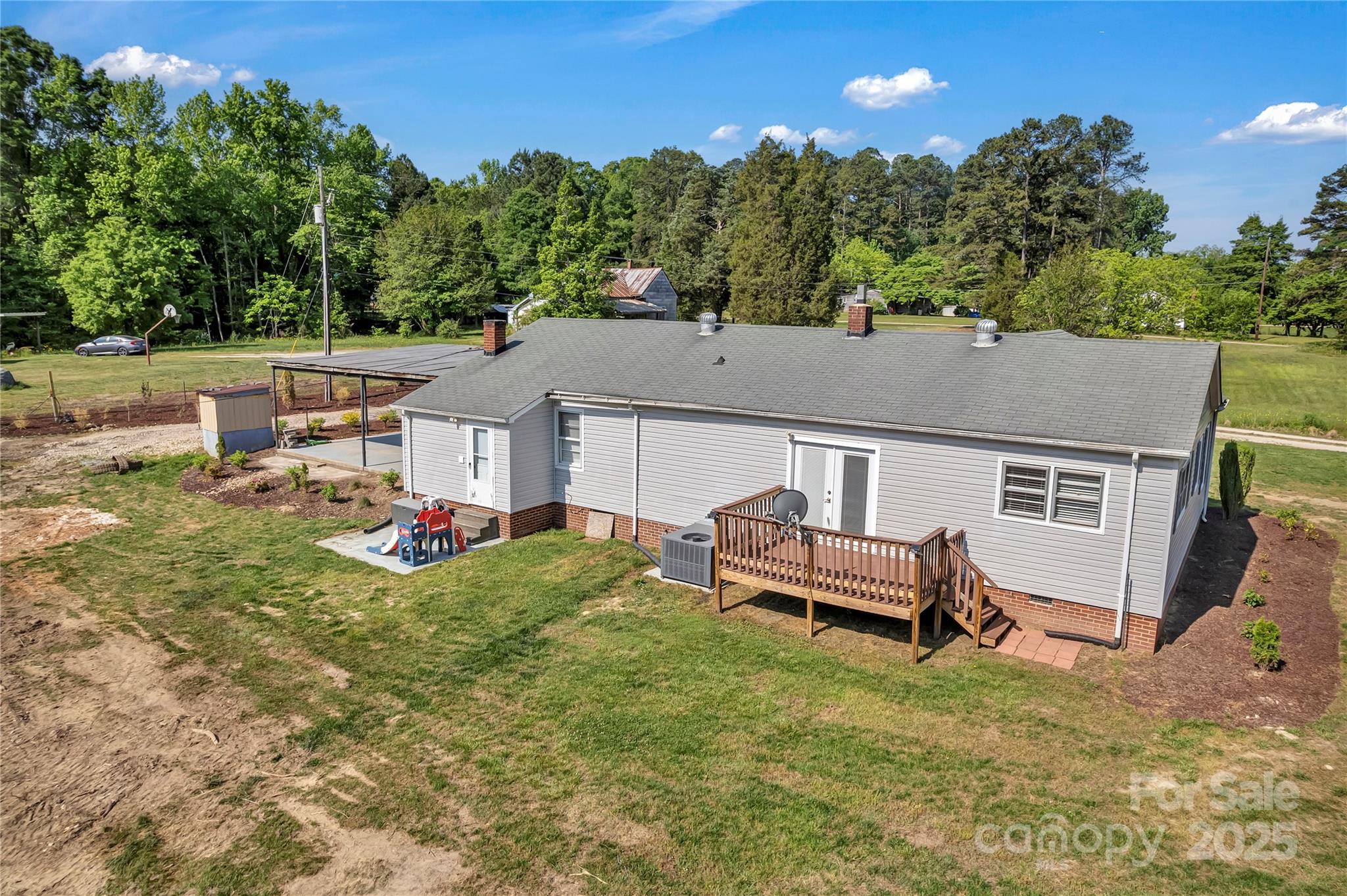 159 Old Home Place