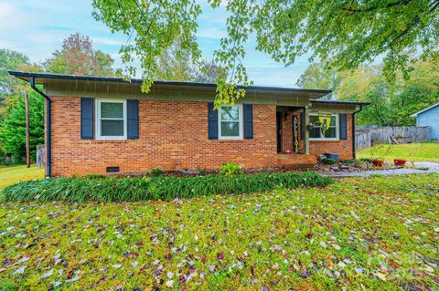 5648 Claridge Drive Hickory NC 28602