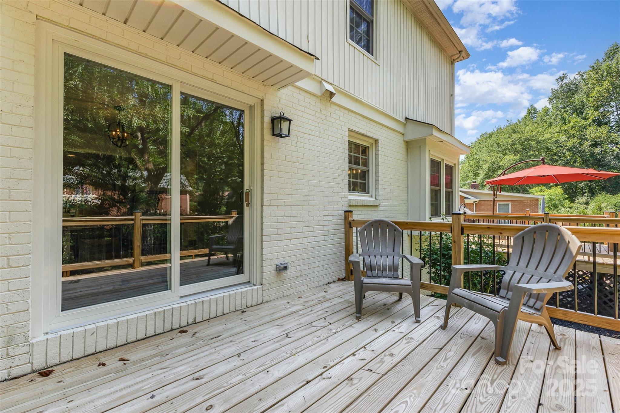 Sardis Forest - Residential