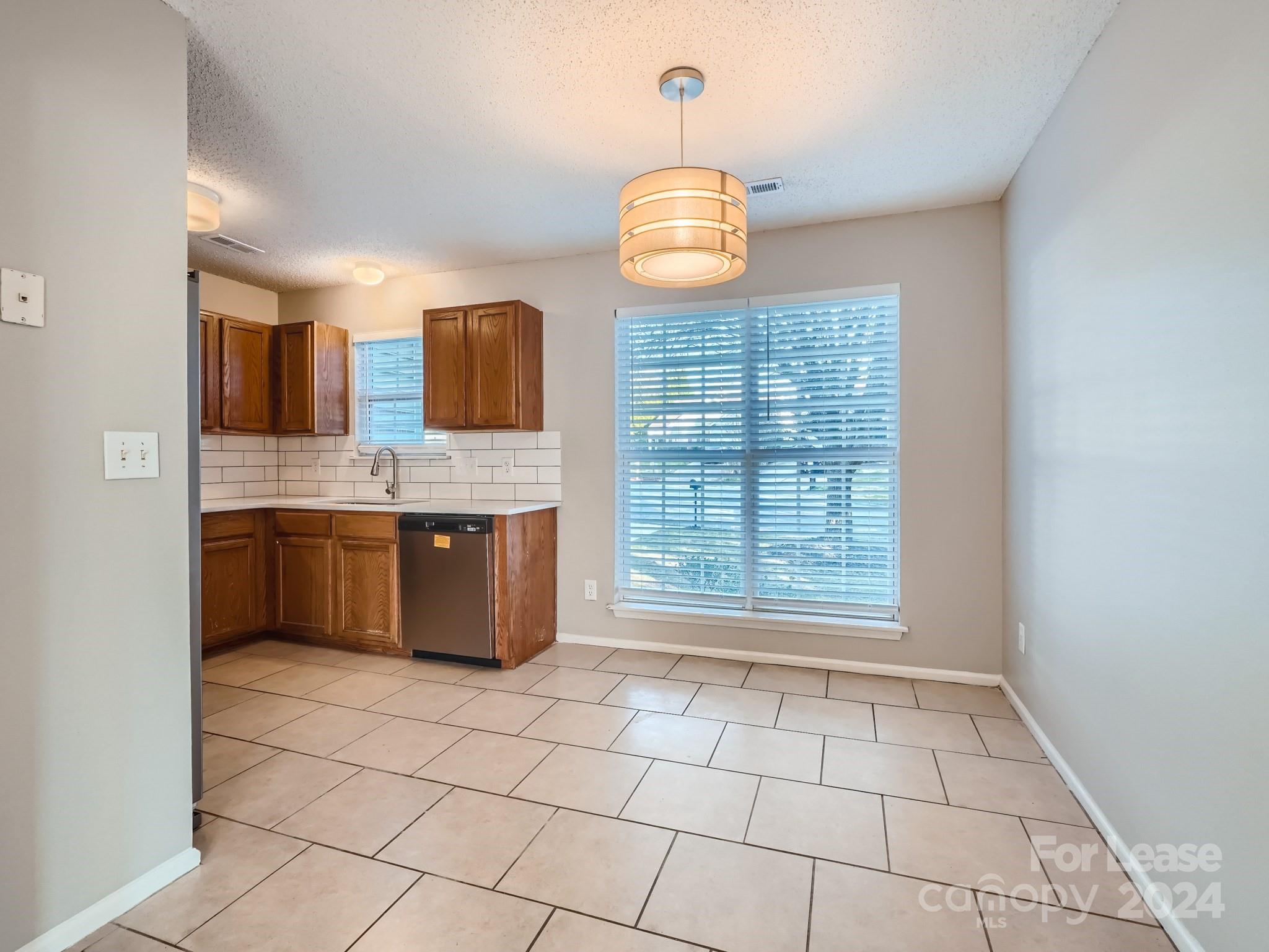 Brownestone - Residential Lease