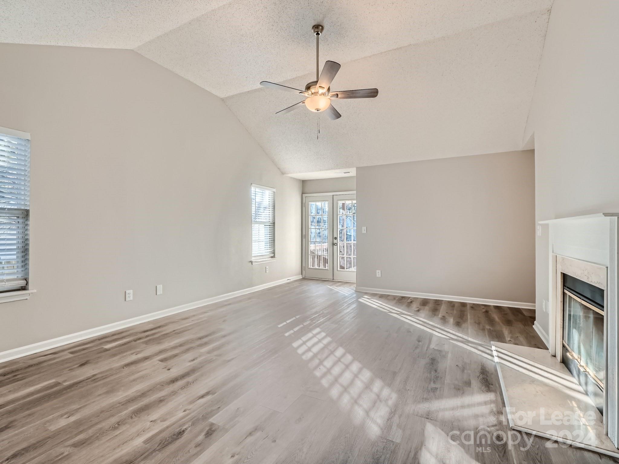 Brownestone - Residential Lease