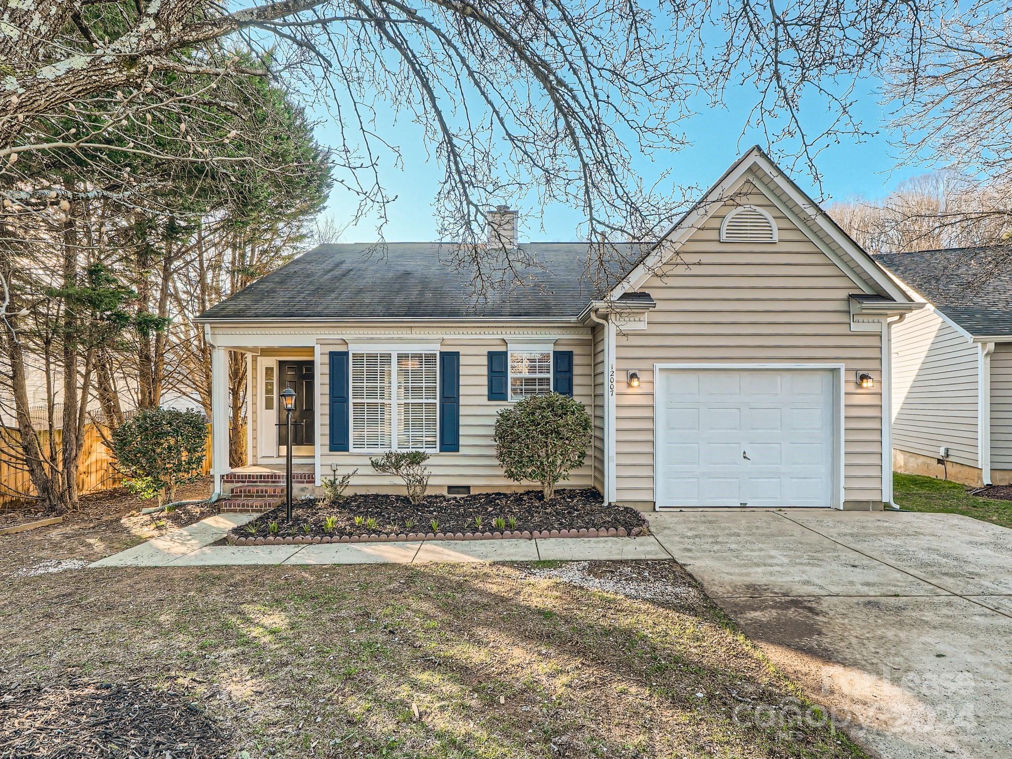 Brownestone - Residential Lease