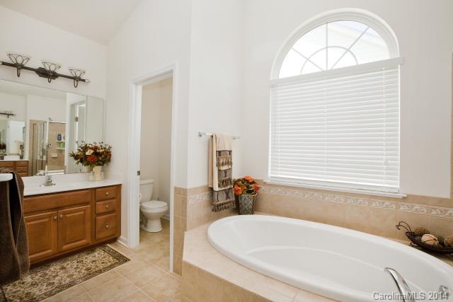 Greylock - Residential Lease