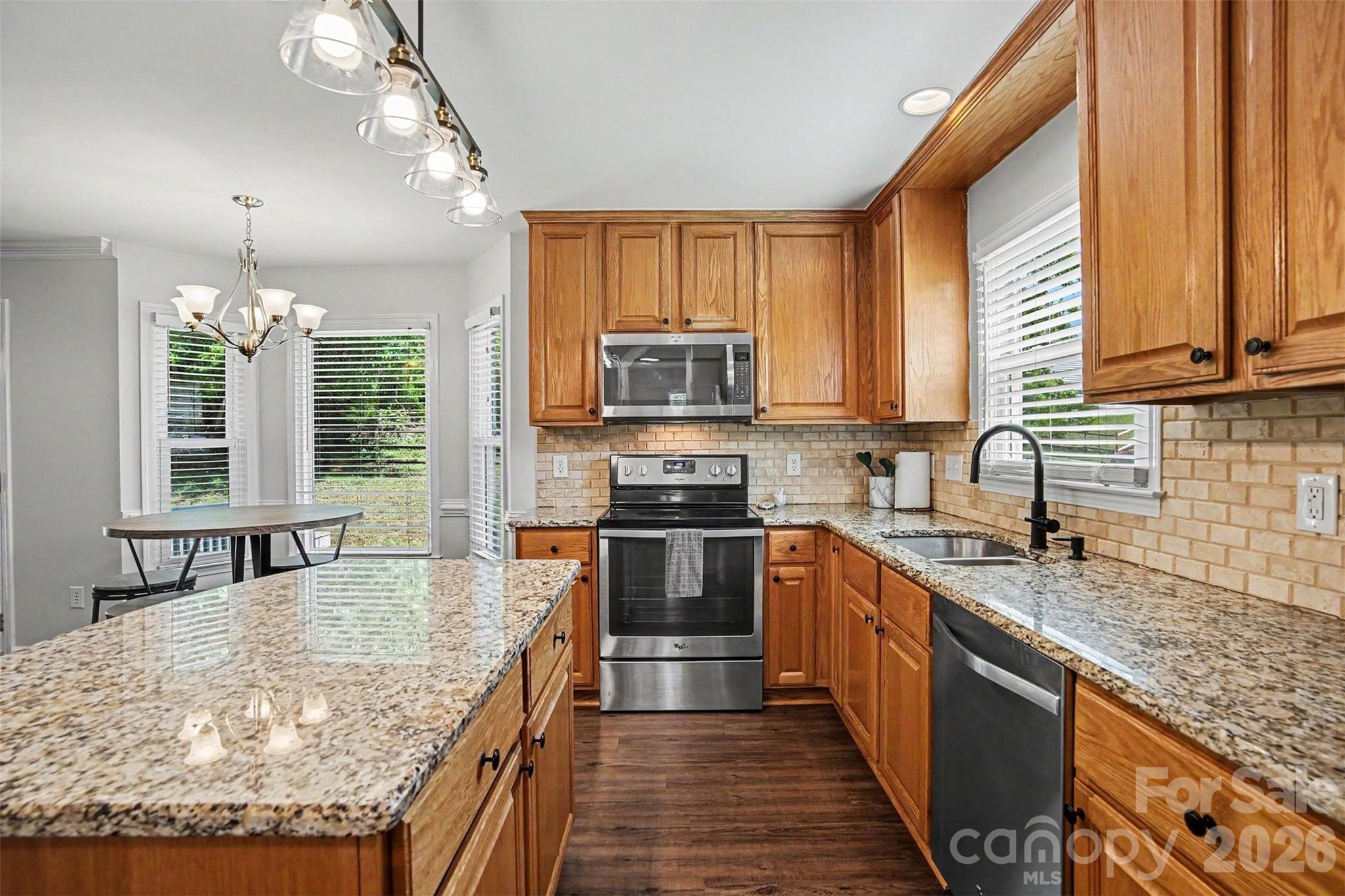 9900 Davis Lake Parkway