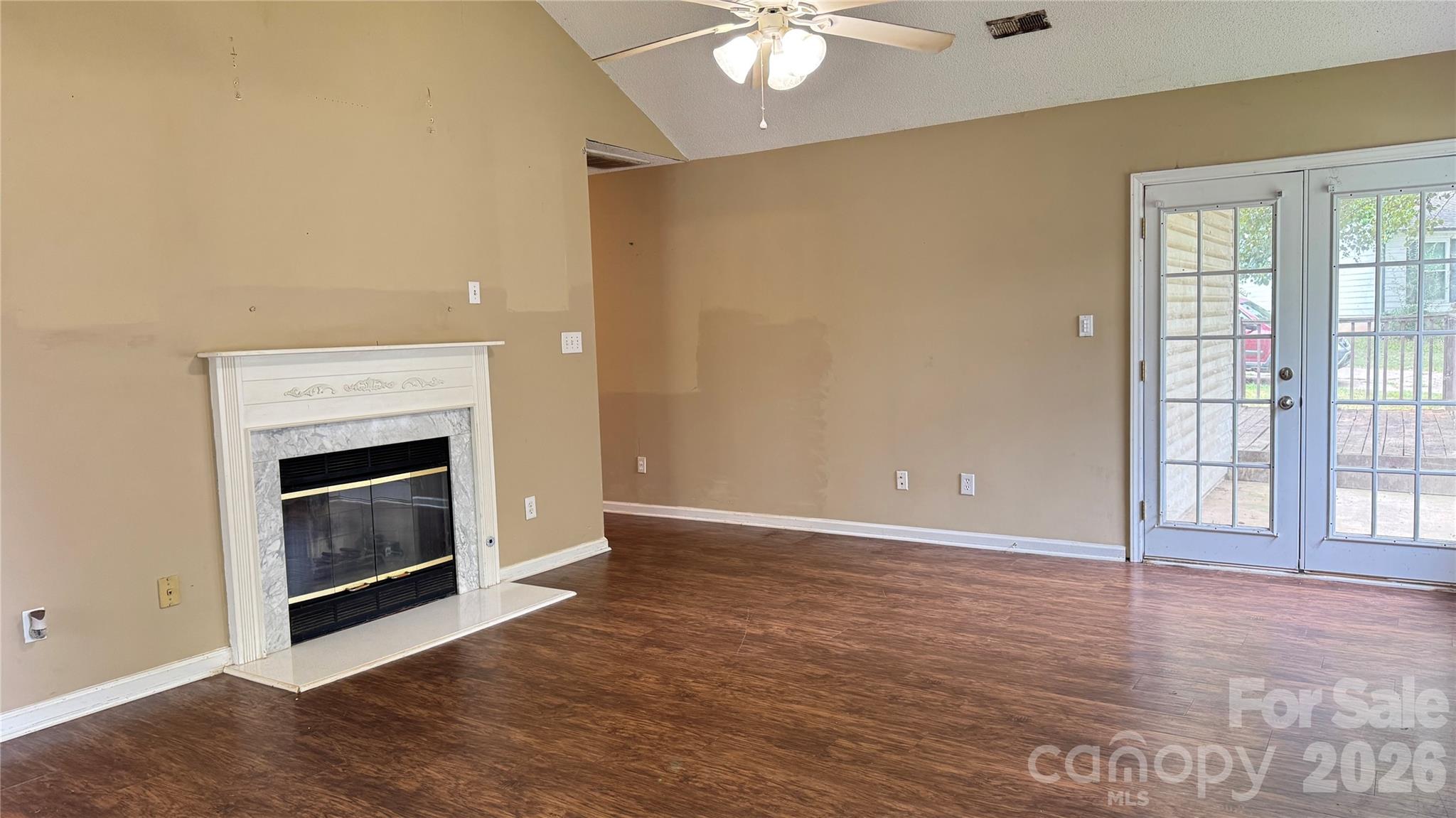 10121 Brawley Lane