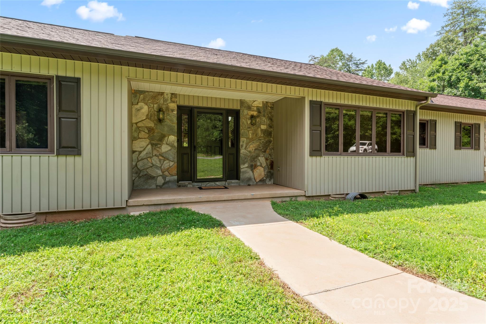 4727 Rock Barn Road