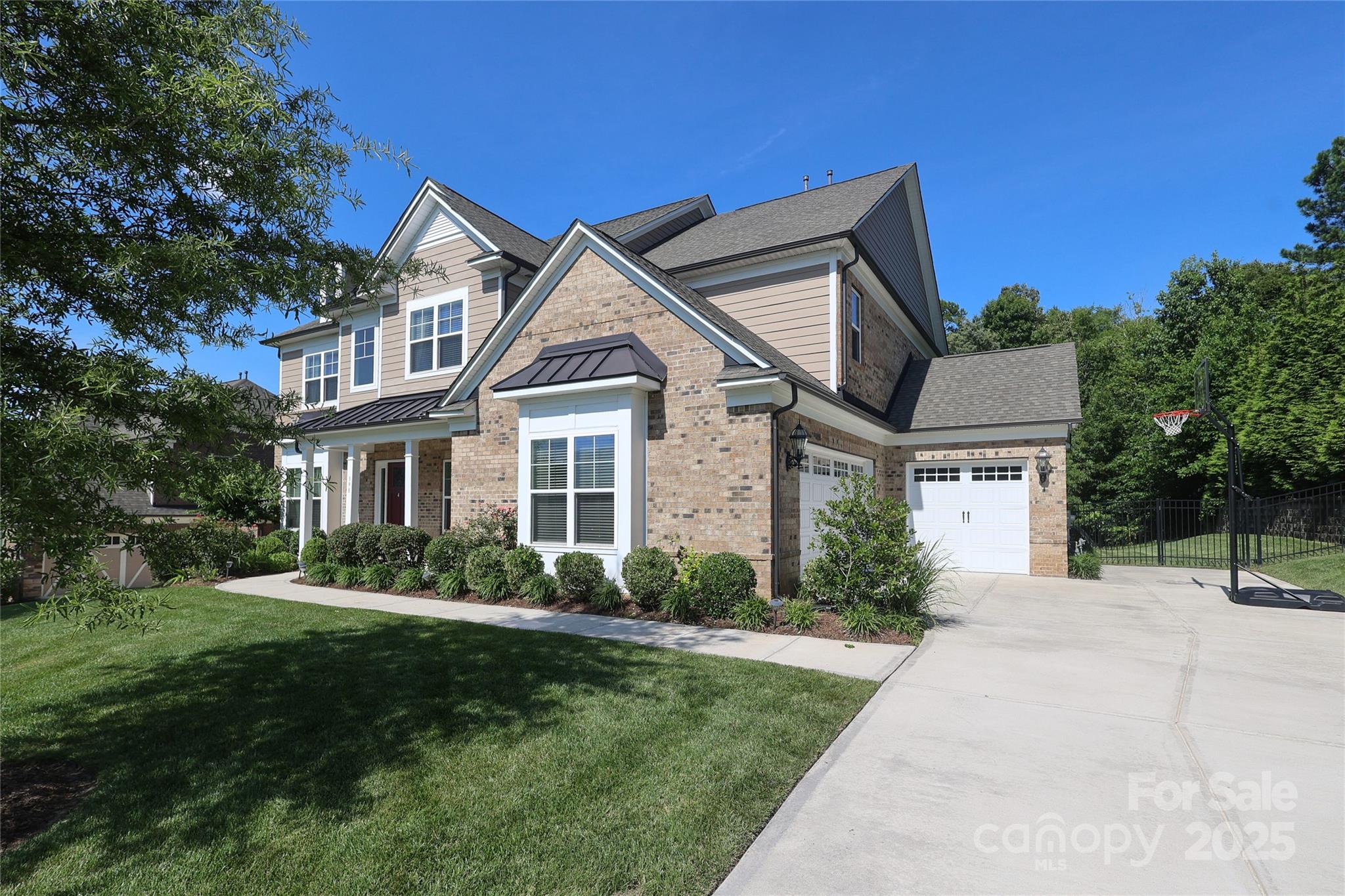 398 Hampton Trail Drive
