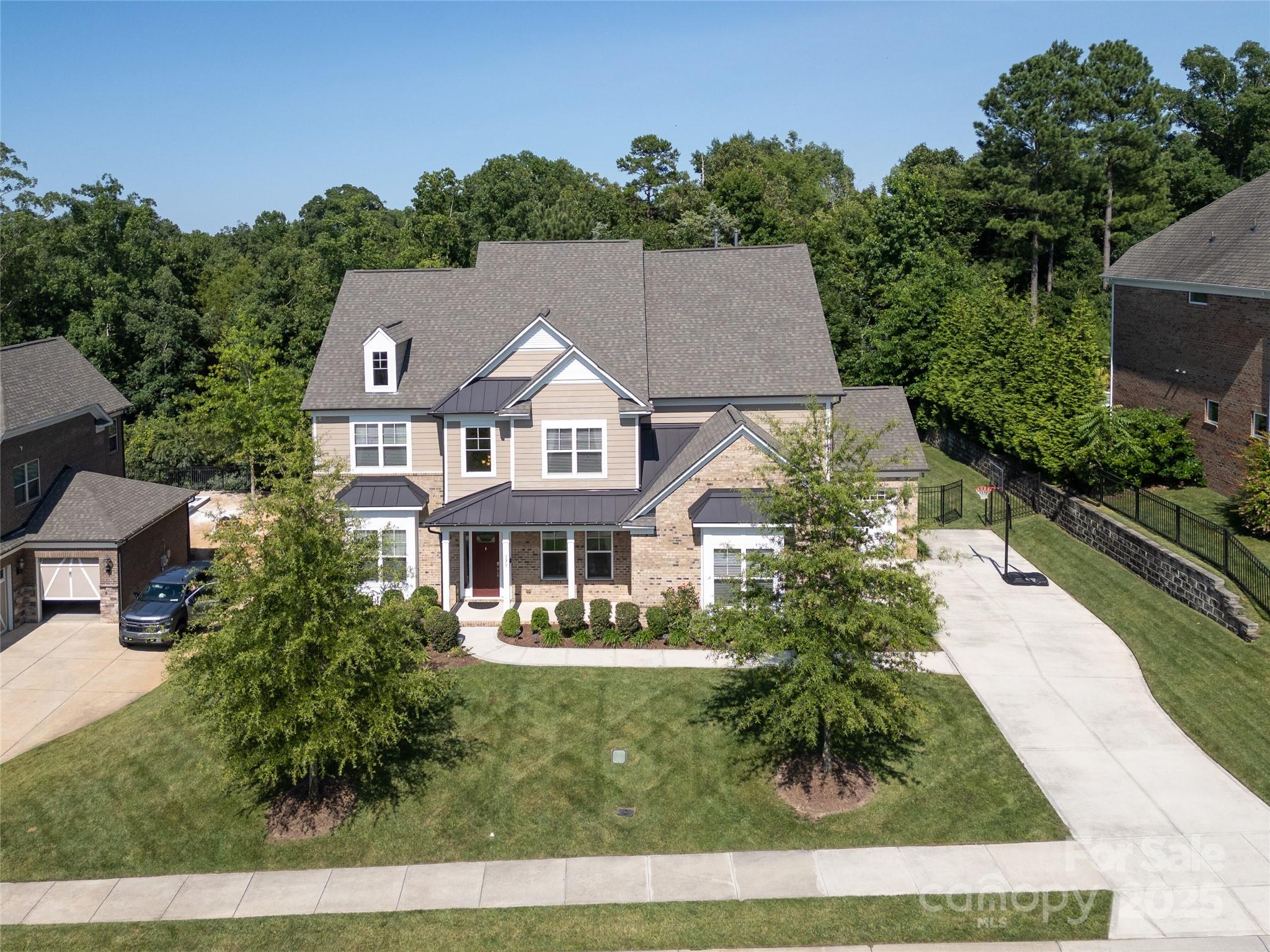 398 Hampton Trail Drive