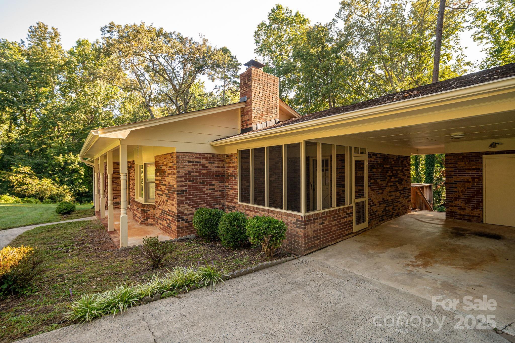 901 S 14th Street