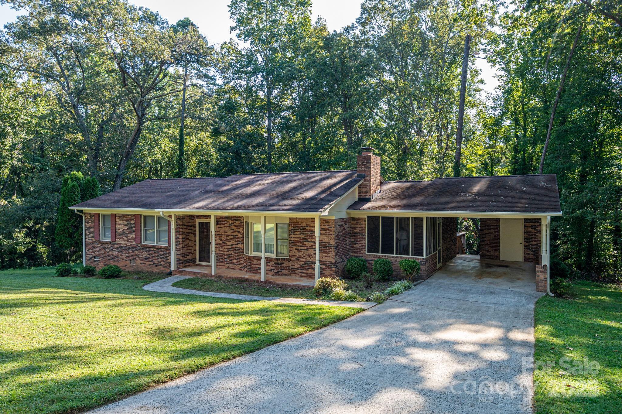 901 S 14th Street