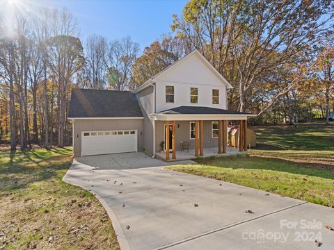 A home in Hickory