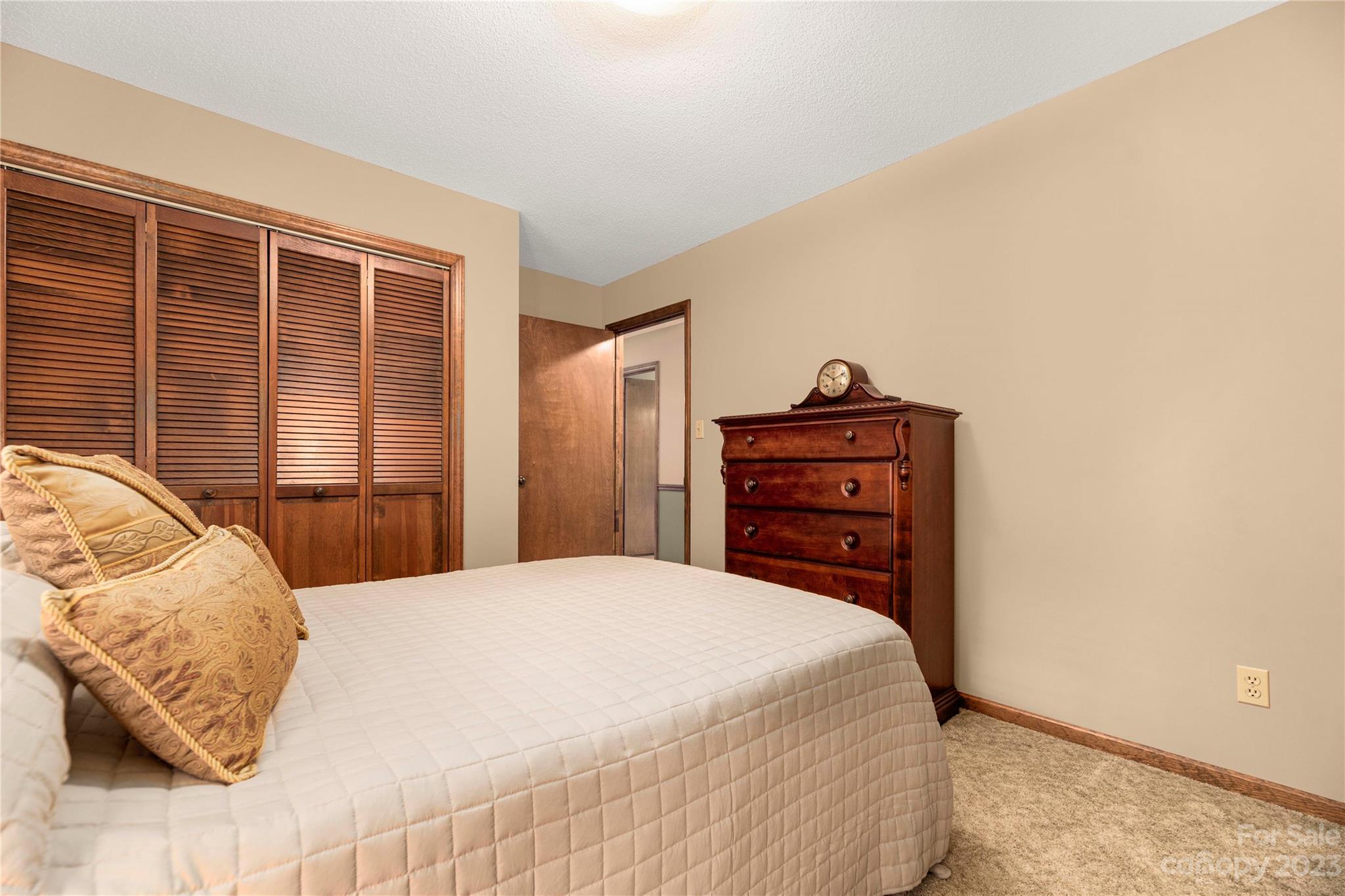 Mundy Acres - Residential