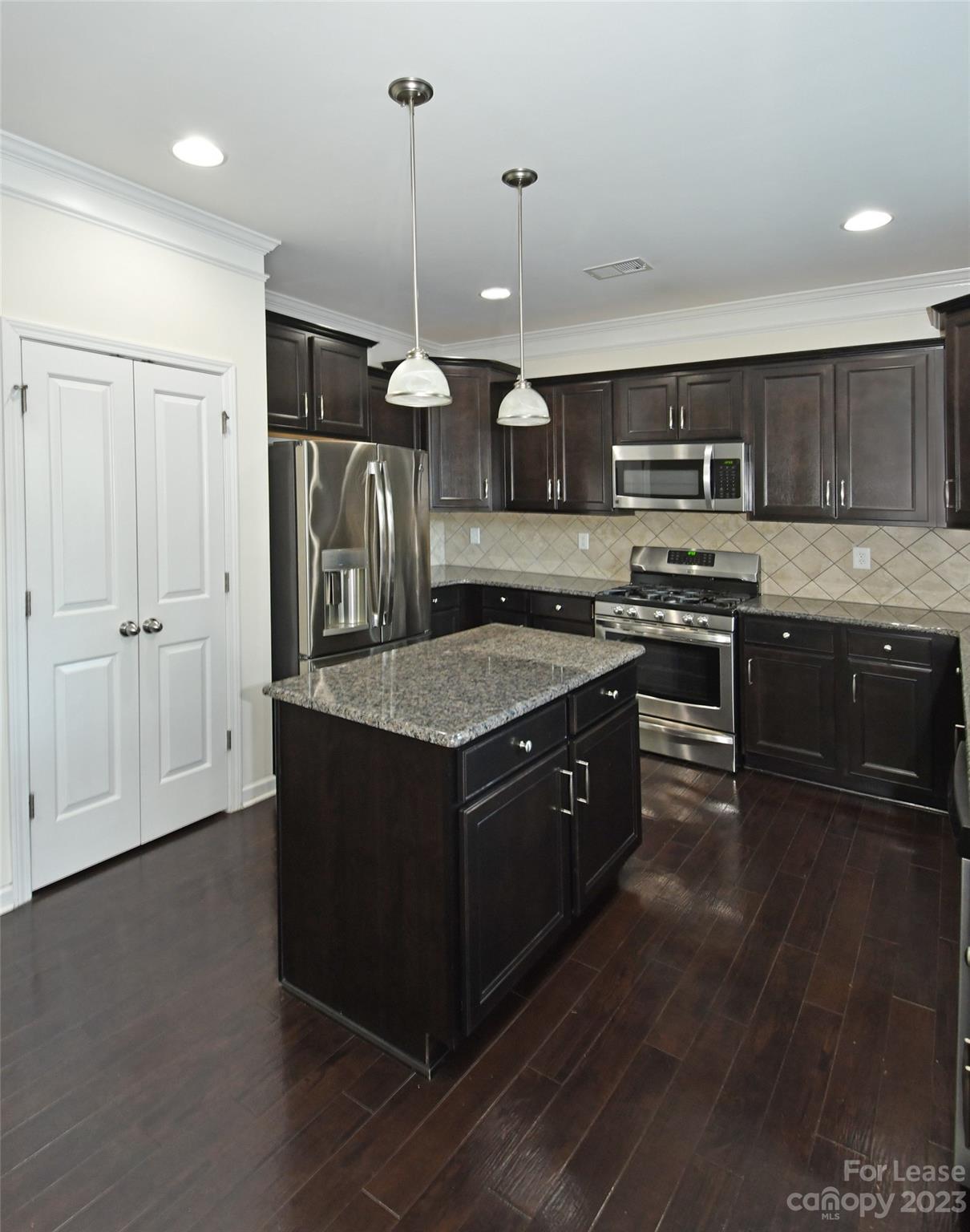 Steele Creek - Residential Lease