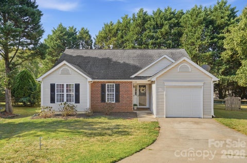 Photo of 9100 Royal Highlands Court, Charlotte, NC 28277 (MLS # 4426414)
