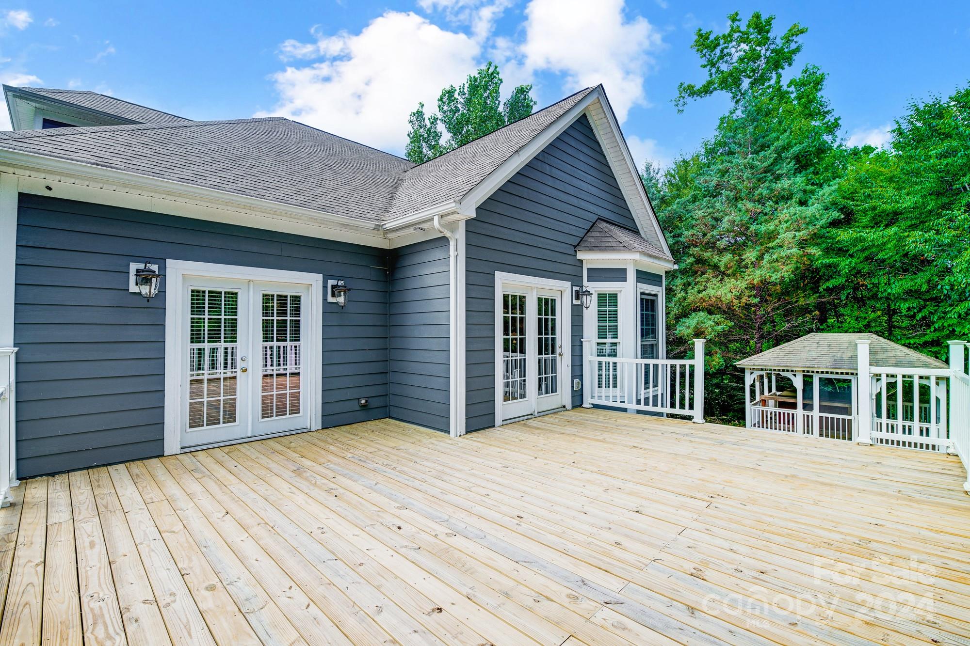 Eastwind Cove - Residential