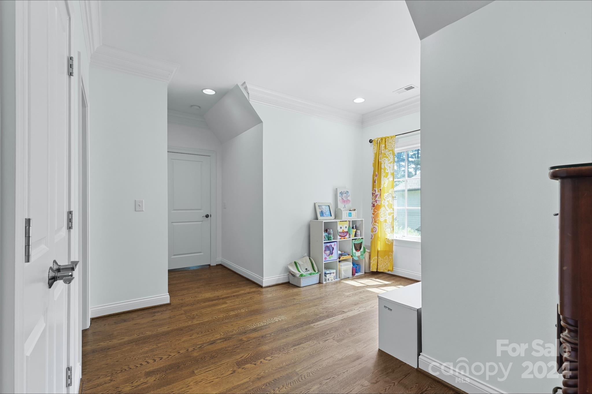 Sailview - Residential