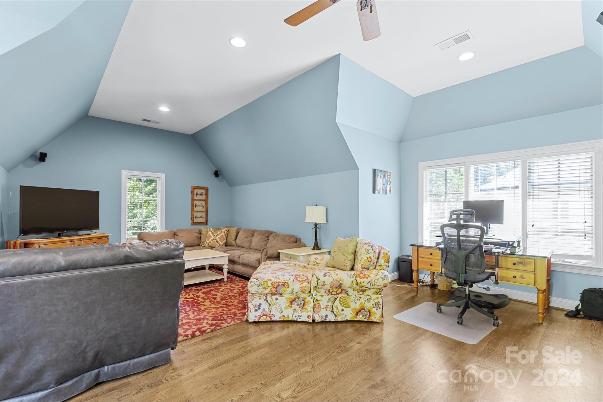 Sailview - Residential