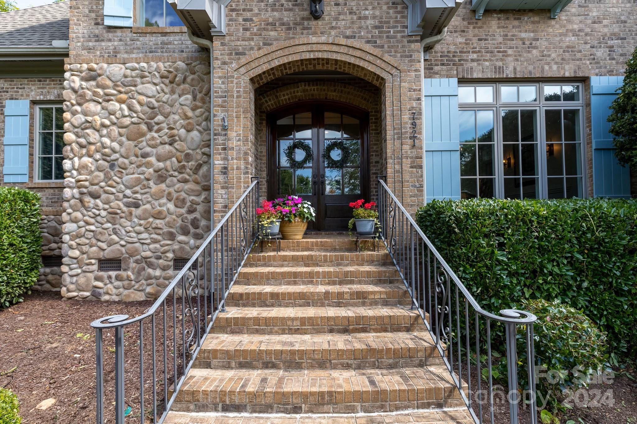 Sailview - Residential