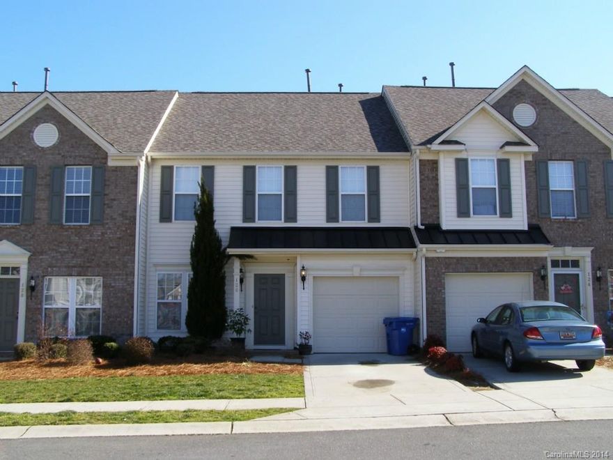 This 1 car garage is big on style & space! Great Room w/fireplace, spacious Dining Room, Kitchen & Sun Room on 1st level. Kitchen island w/upgraded pendant lighting can be used as Breakfast Bar. Sun Room leads to private rear patio w/lots of room for seating & grilling. 2nd level has large Master Suite w/ garden tub. 2 good-sized secondary BRs. Enjoy the community pool & playground! Clover Schools!
