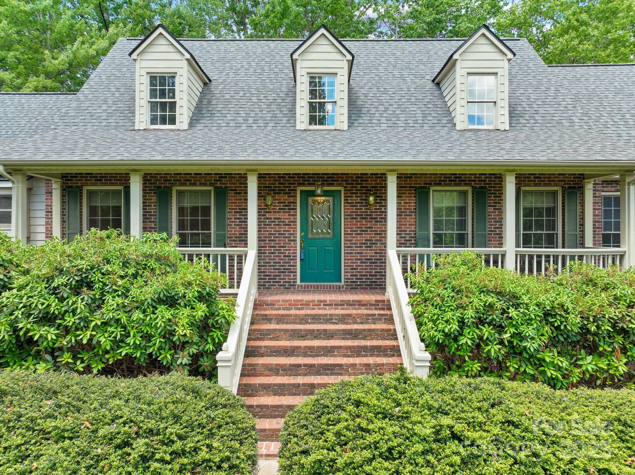 304 La Foret Drive