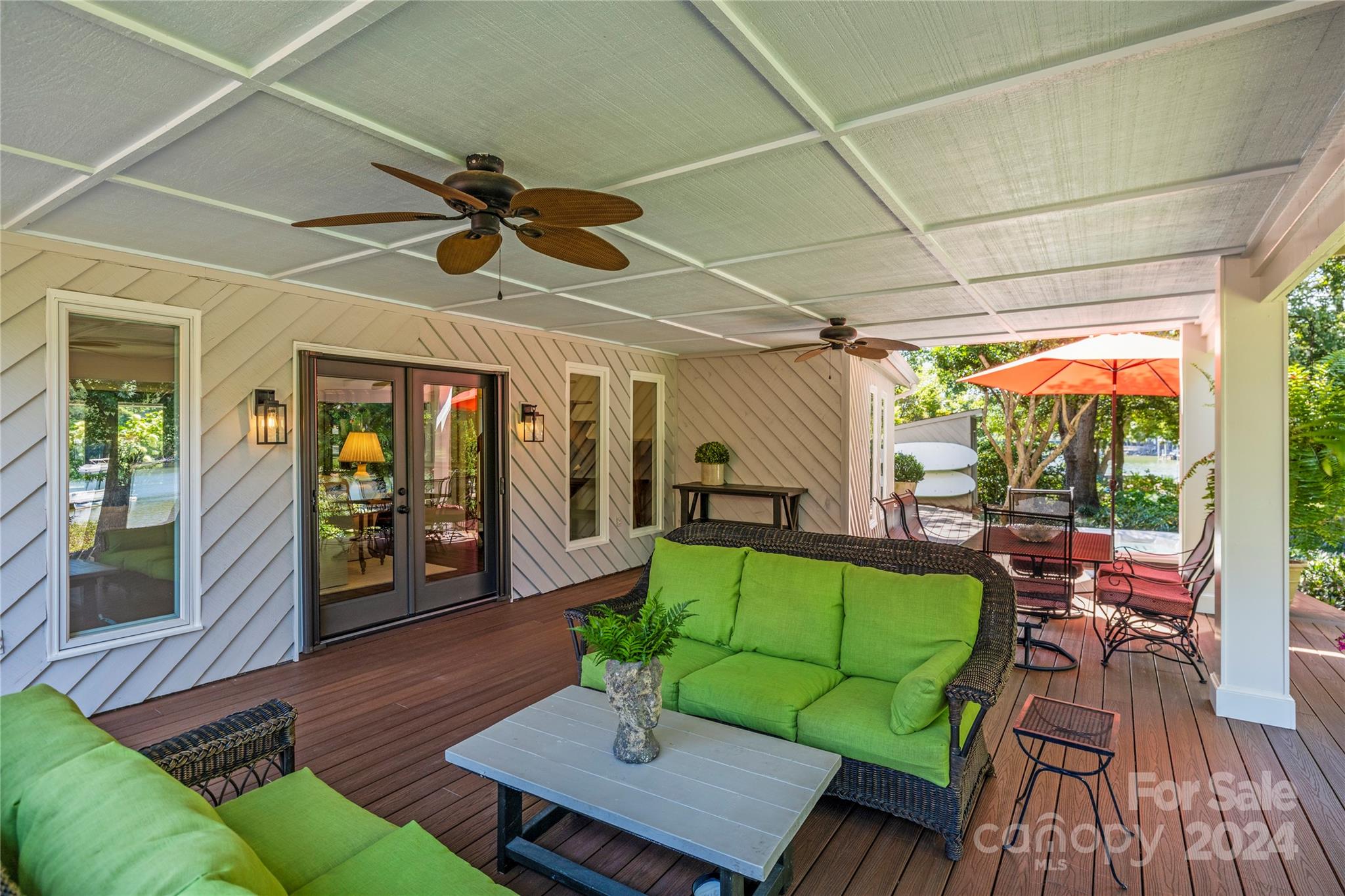 Malibu Pointe - Residential