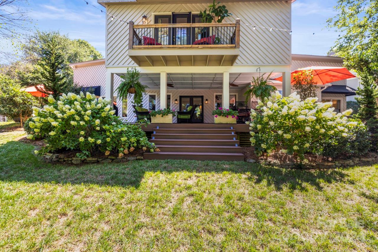 Malibu Pointe - Residential