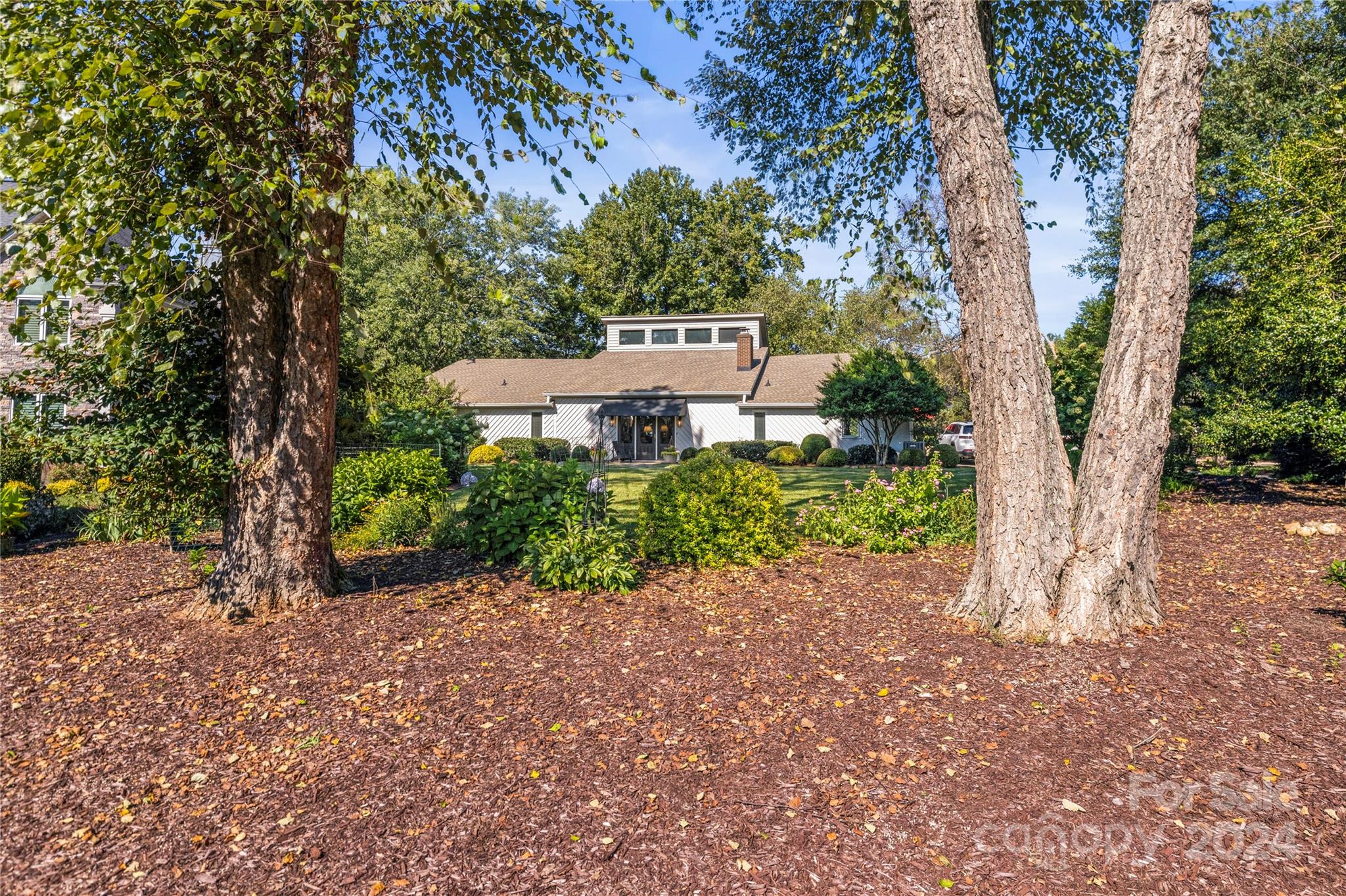 Malibu Pointe - Residential