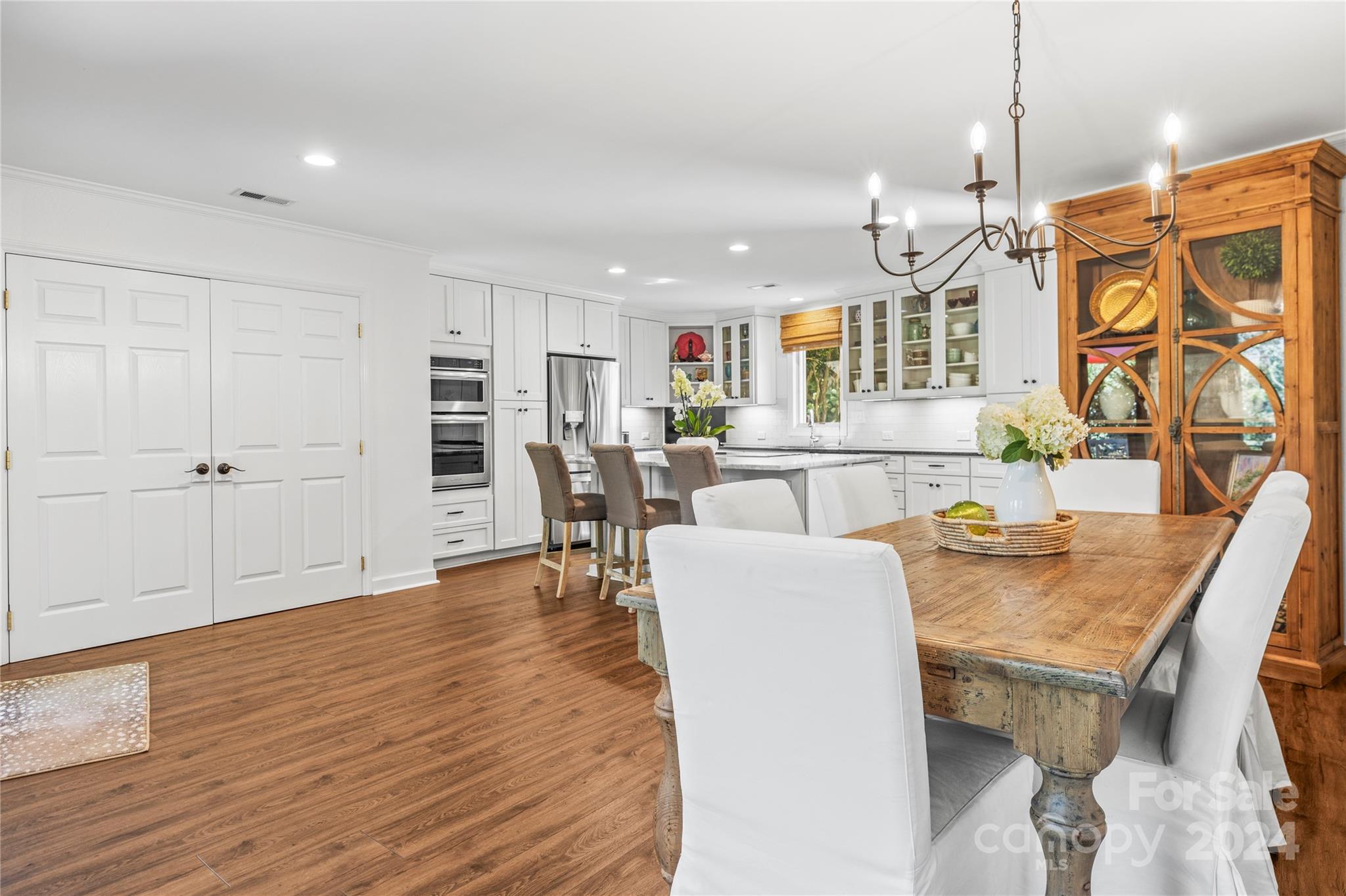 Malibu Pointe - Residential